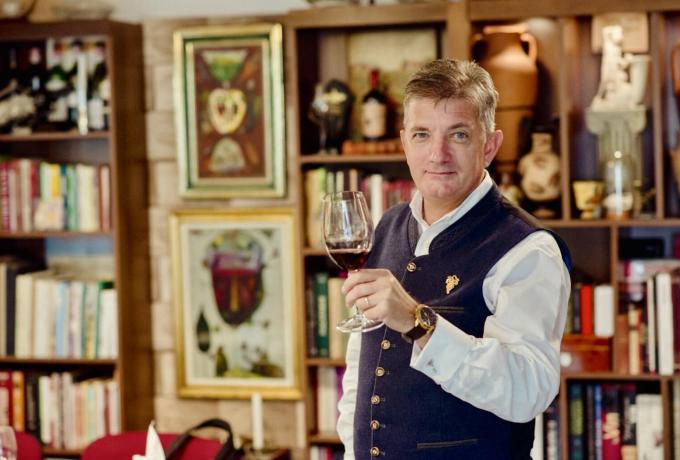 Ce înseamnă un curs de somelier? 
